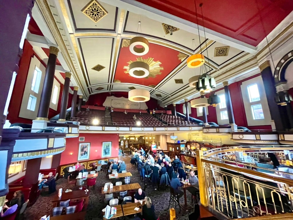 Savoy, Cambuslang