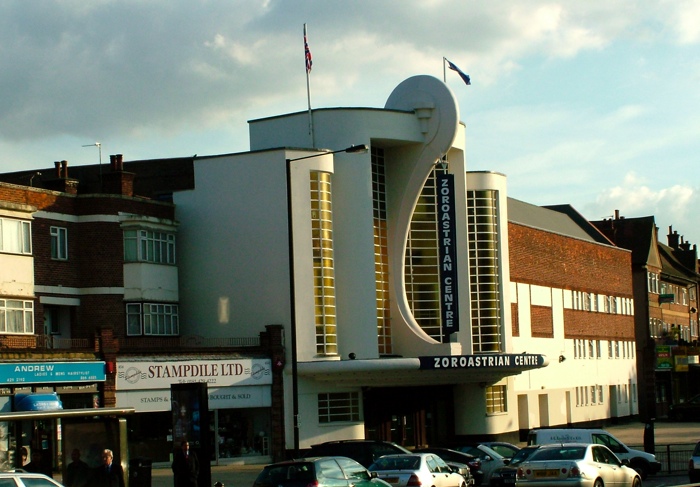 Grosvenor, Rayners Lane — 2006_1013Image0323 archive photograph