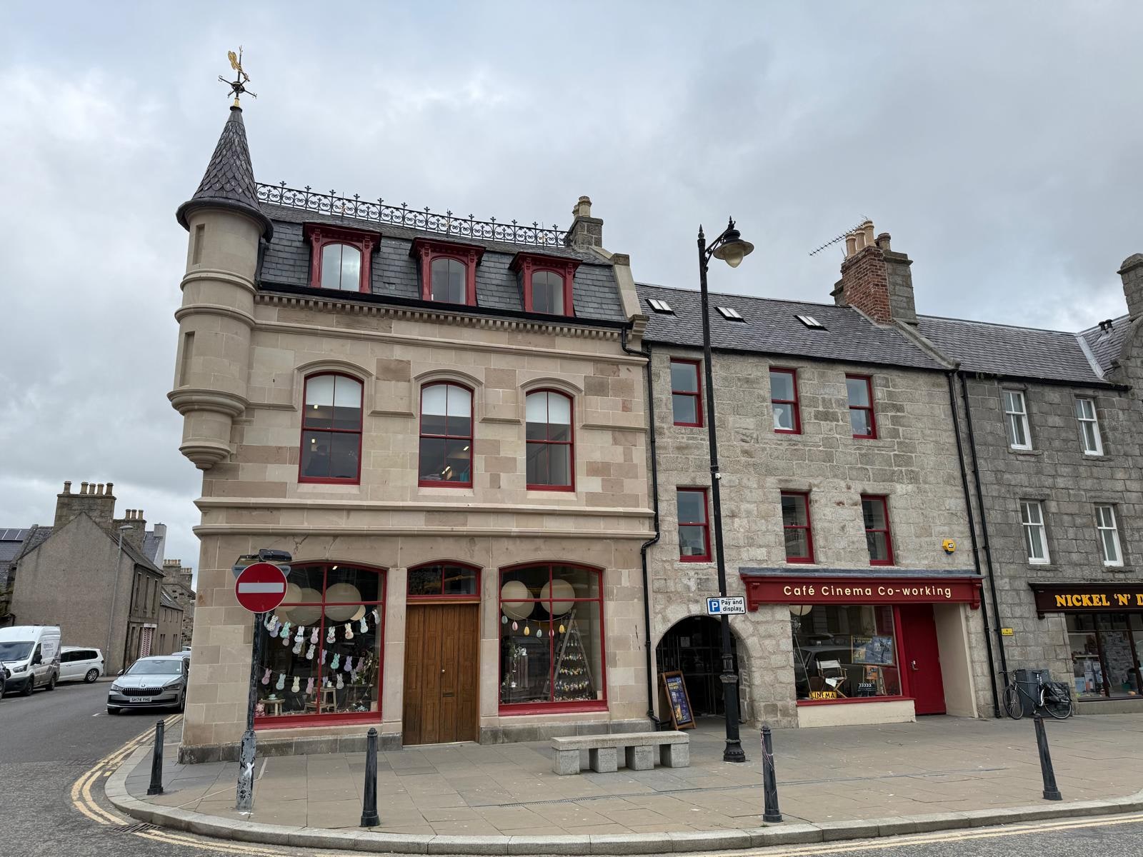 Number 30, Huntly
