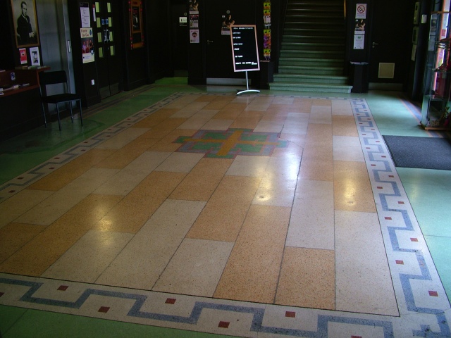 Regal interior, September 2008 · photograph 5