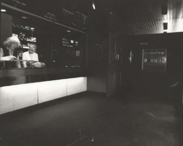 Hillhead Picture Salon / Salon, Glasgow