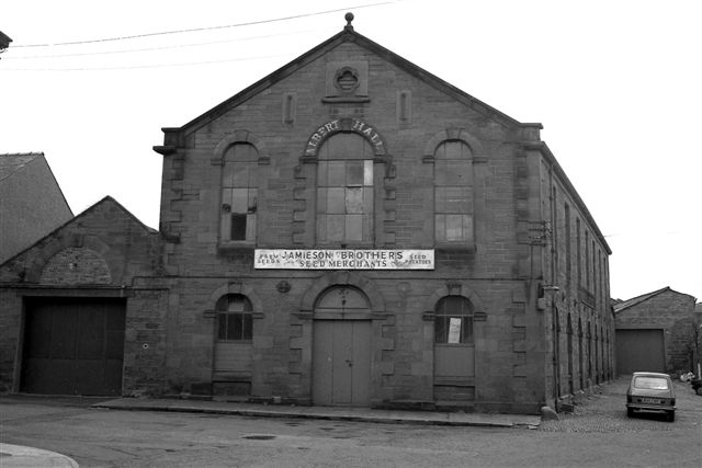 Albert Hall, Annan