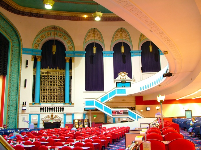 State, Kilburn — 107 archive photograph